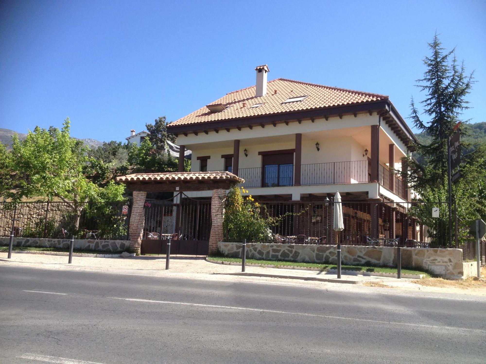 Hotel Rural Robles Jarandilla de la Vera Exterior foto